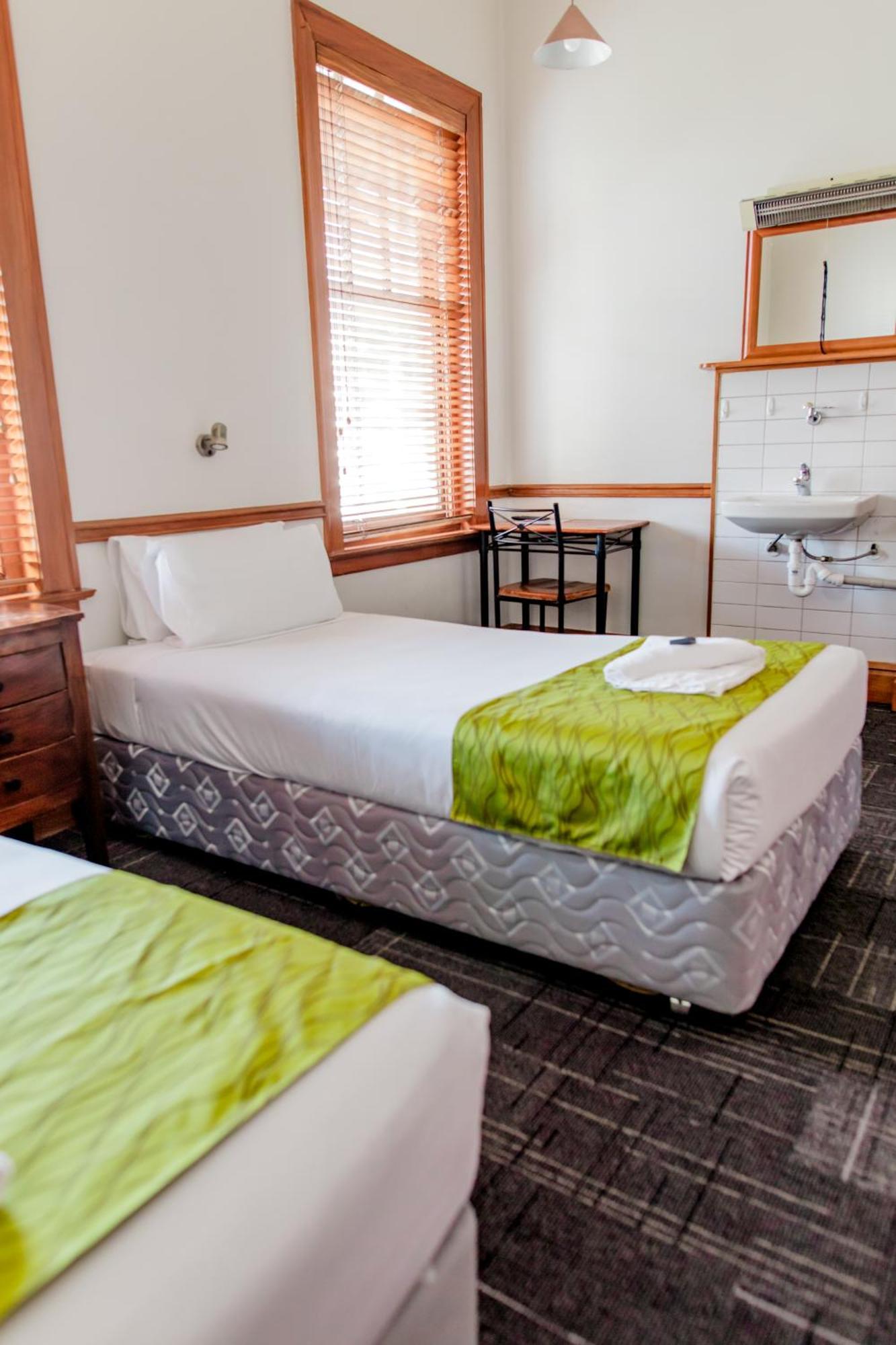 The Cambridge Hotel & Backpackers Wellington Eksteriør billede