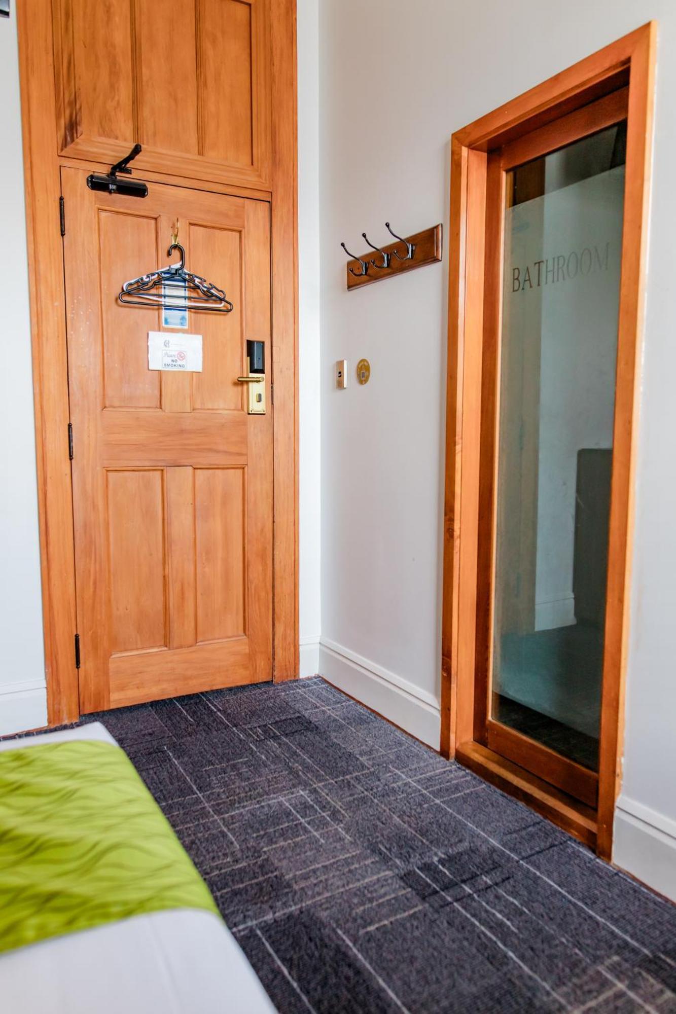 The Cambridge Hotel & Backpackers Wellington Eksteriør billede